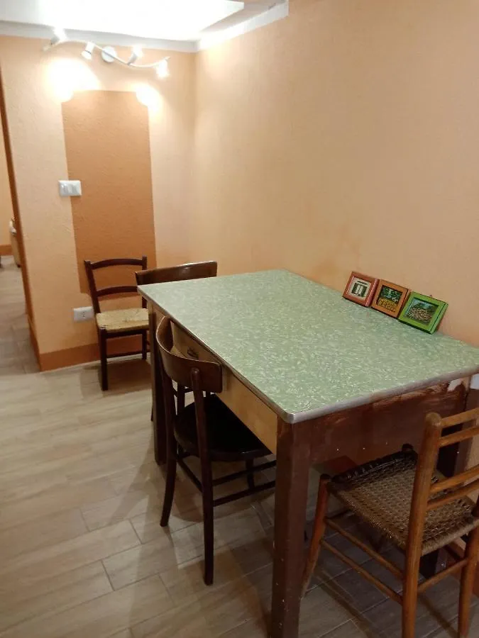 Casa Lory Montevitozzo Frazione Sorano-Camera Con Bagno Privato, Cucina E Salotto Sorano  0*, Sorano (Grosseto) Italy